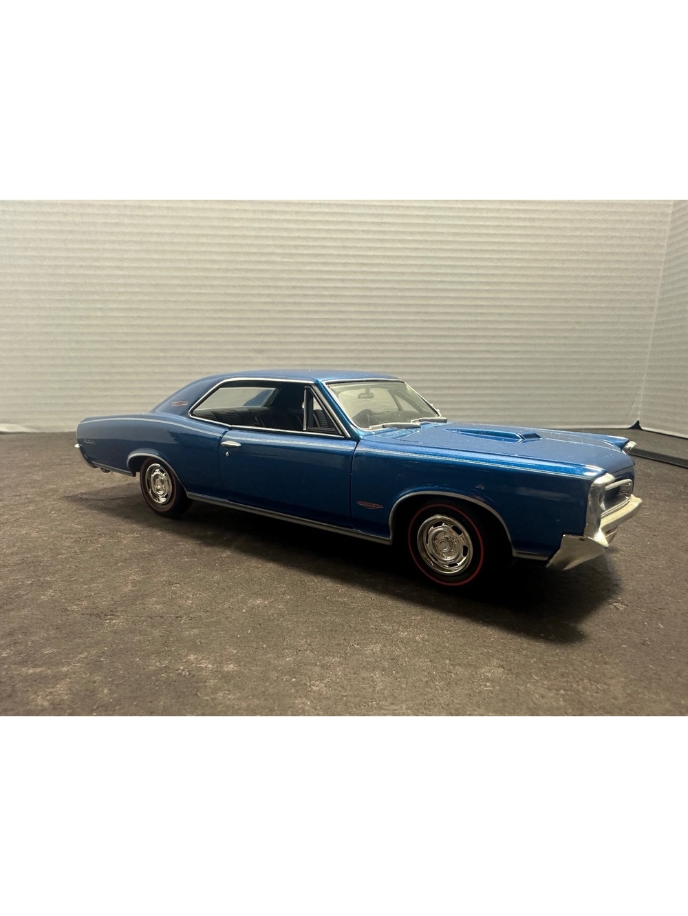 1966 Pontiac GTO ERTL American Muscle 1:18 Diecast Blue